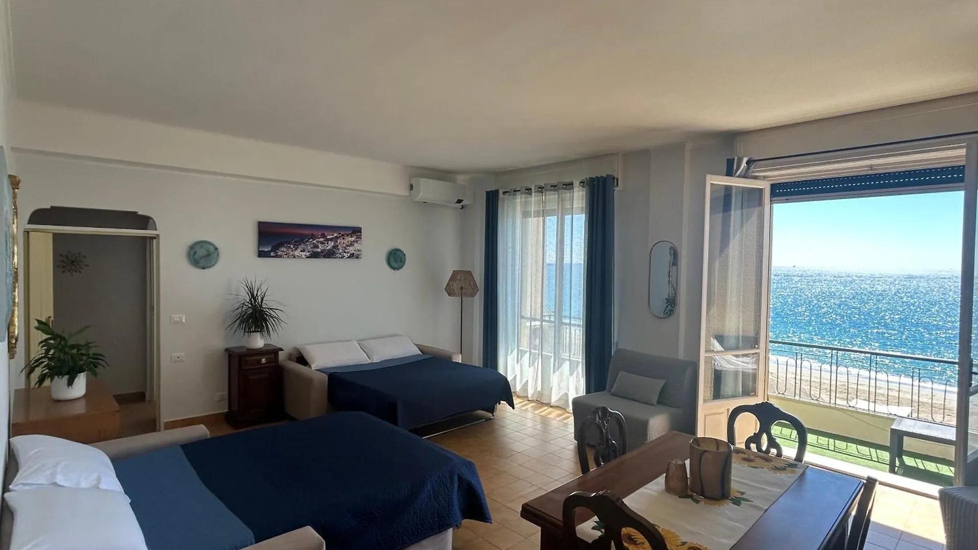 Apartament Vista Mare Savona 0*,  Włochy